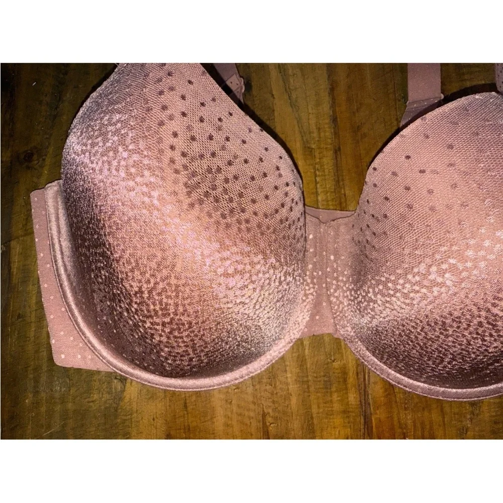 Wacoal 853303 Back Appeal Underwire Bra Color Berry Fizz 40G Great Condition